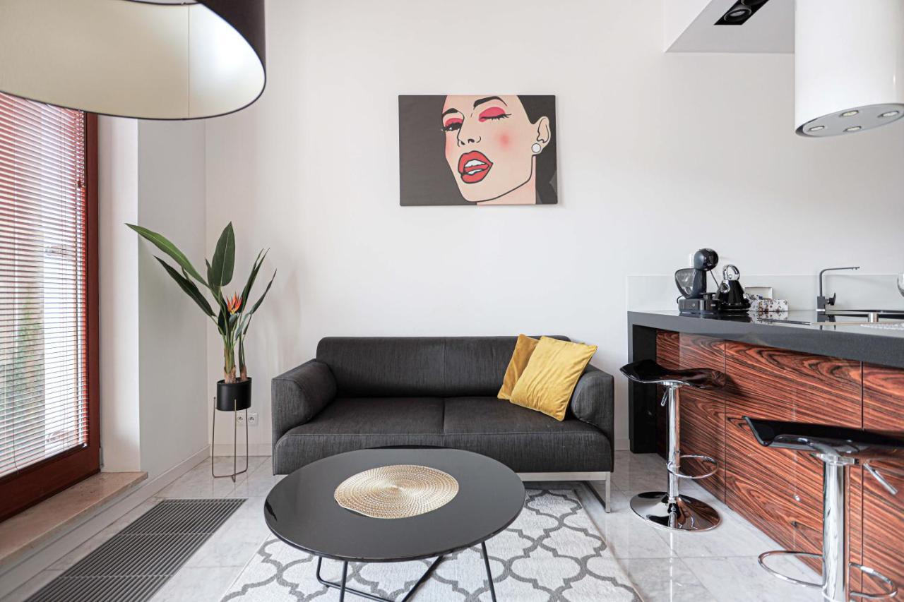 Appartement Piekna à Varsovie Extérieur photo